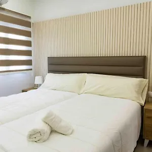 Modern 3-bed In Heart Of , Torremolinos España